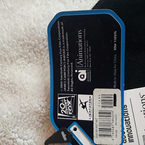 Avatar Beanie, from Jame's Cameron Original Avatar, Accessory Innovation, NWT - Picture 3 of 5